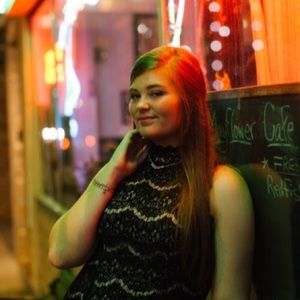 Meet your Posher, Kelly